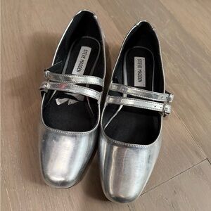 Steve Madden Alisah Metallic Double buckle Mary Jane Flats